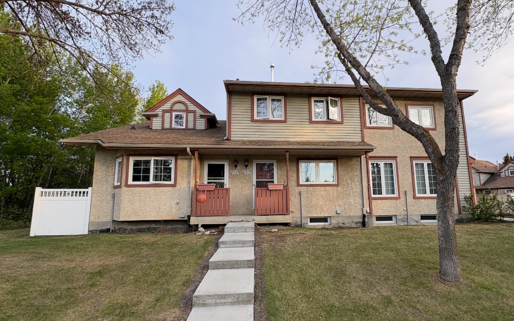 Ideal Housing Cooperative Townhouse Exterior Block